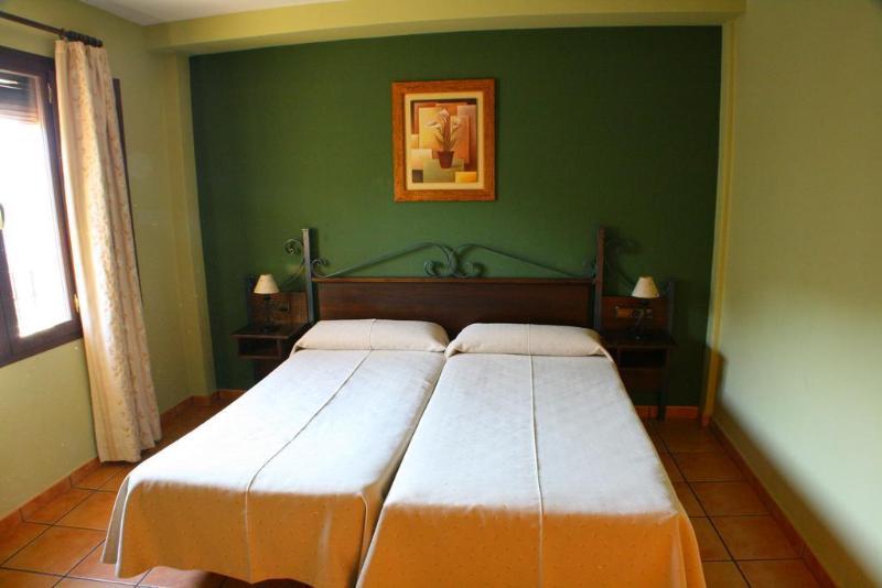 Hotel Rural Huerta Del Laurel โมนาชิล ภายนอก รูปภาพ
